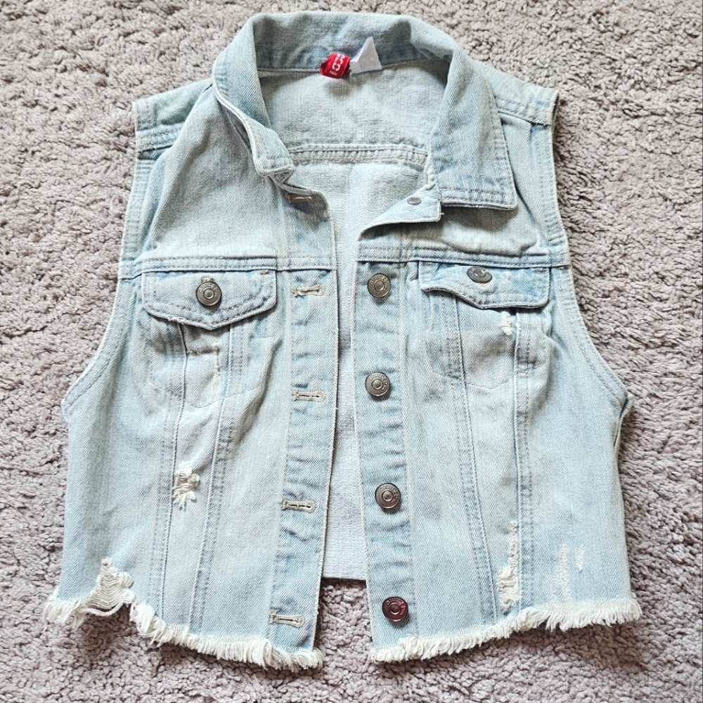 Cropped Denim Vest